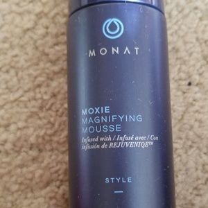 Monat moxie magnifying mousse